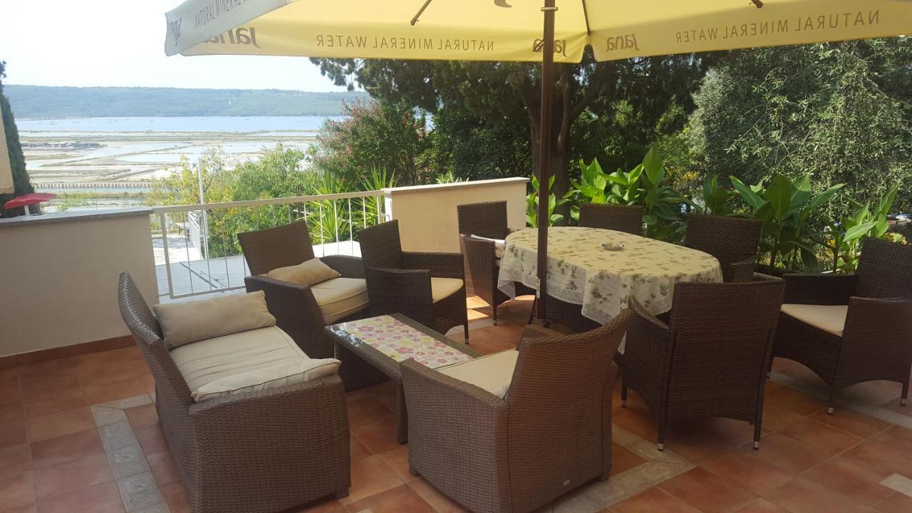 Rooms And Apartments Roza Portoroz Exterior foto
