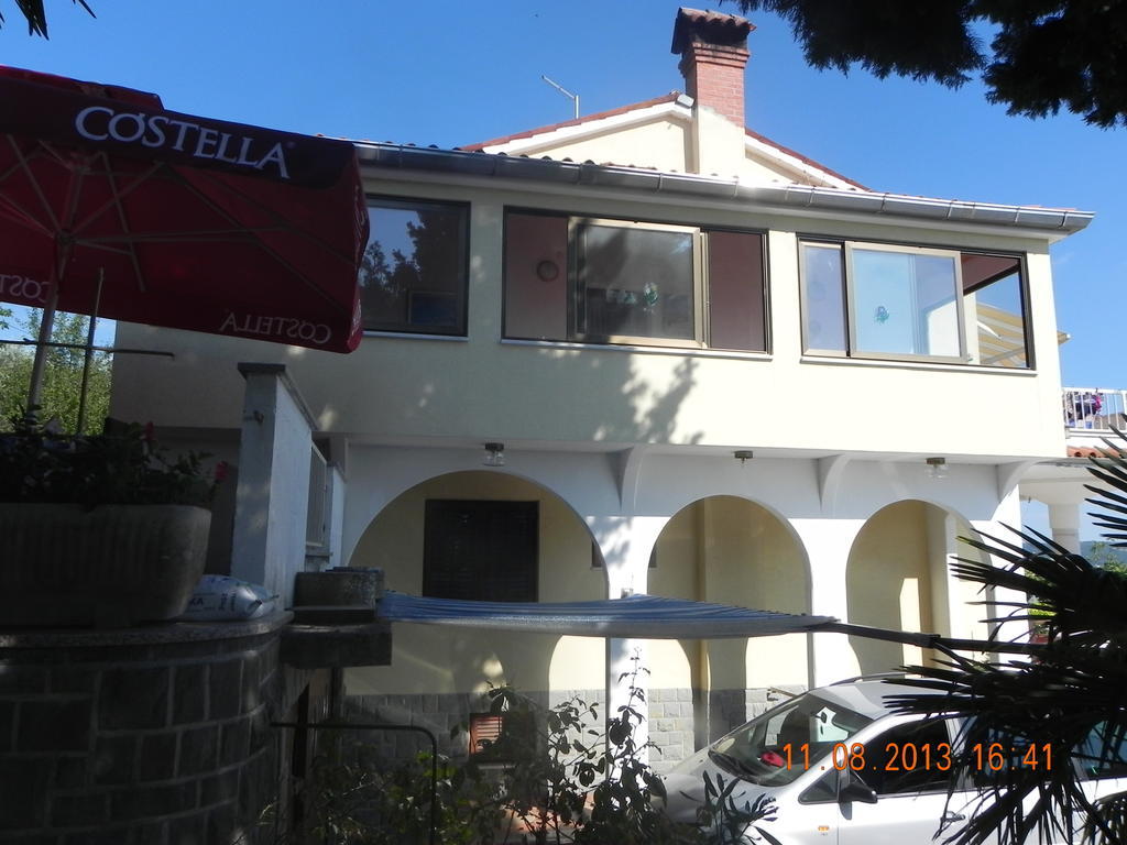 Rooms And Apartments Roza Portoroz Exterior foto